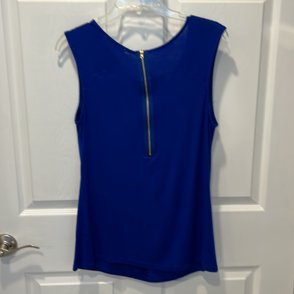 Very cute sleeveless top by PLEIONA - Picture 3 of 3